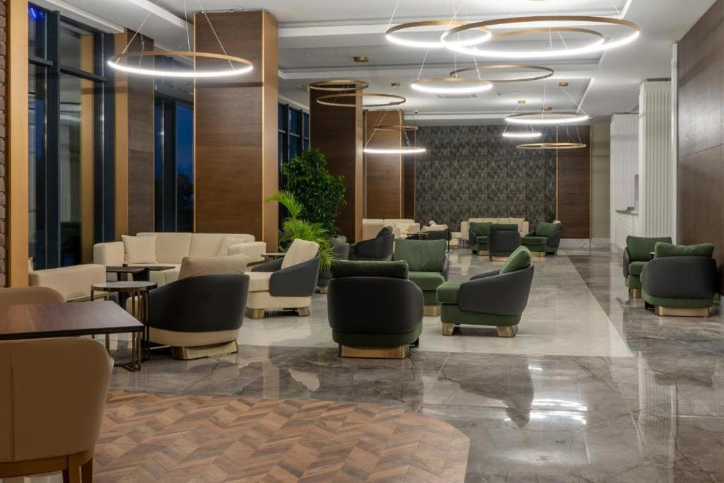 Side Square Hotel Zewnętrze zdjęcie